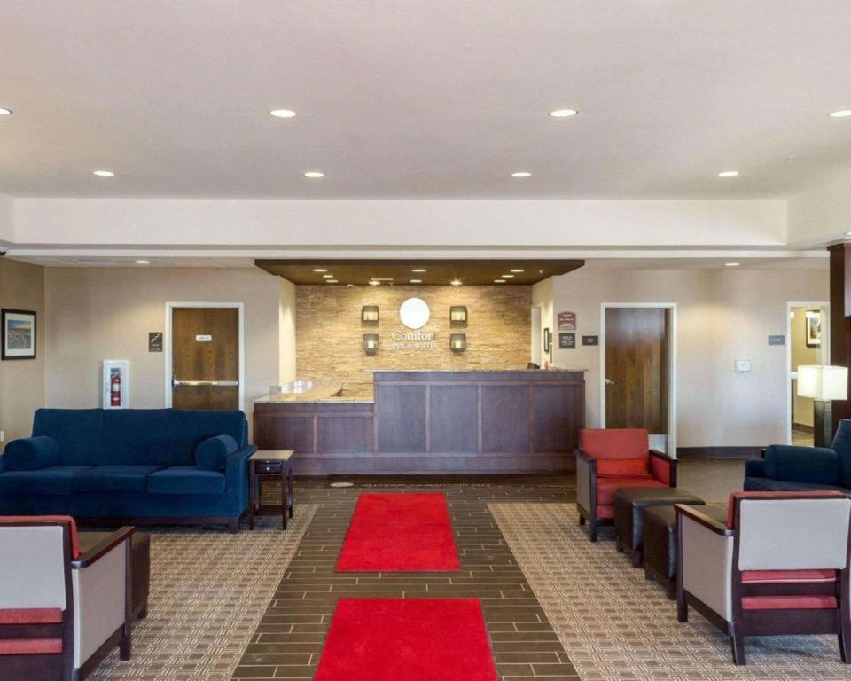 沃特福德市康福特茵酒店 Watford City 外观 照片